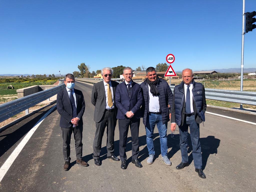 CONSEGNATO IL RISTRUTTURATO PONTE PALMERI SULLA SP 74/II AL CONFINE FRA I TERRITORI DI RAMACCA E PATERNÒ