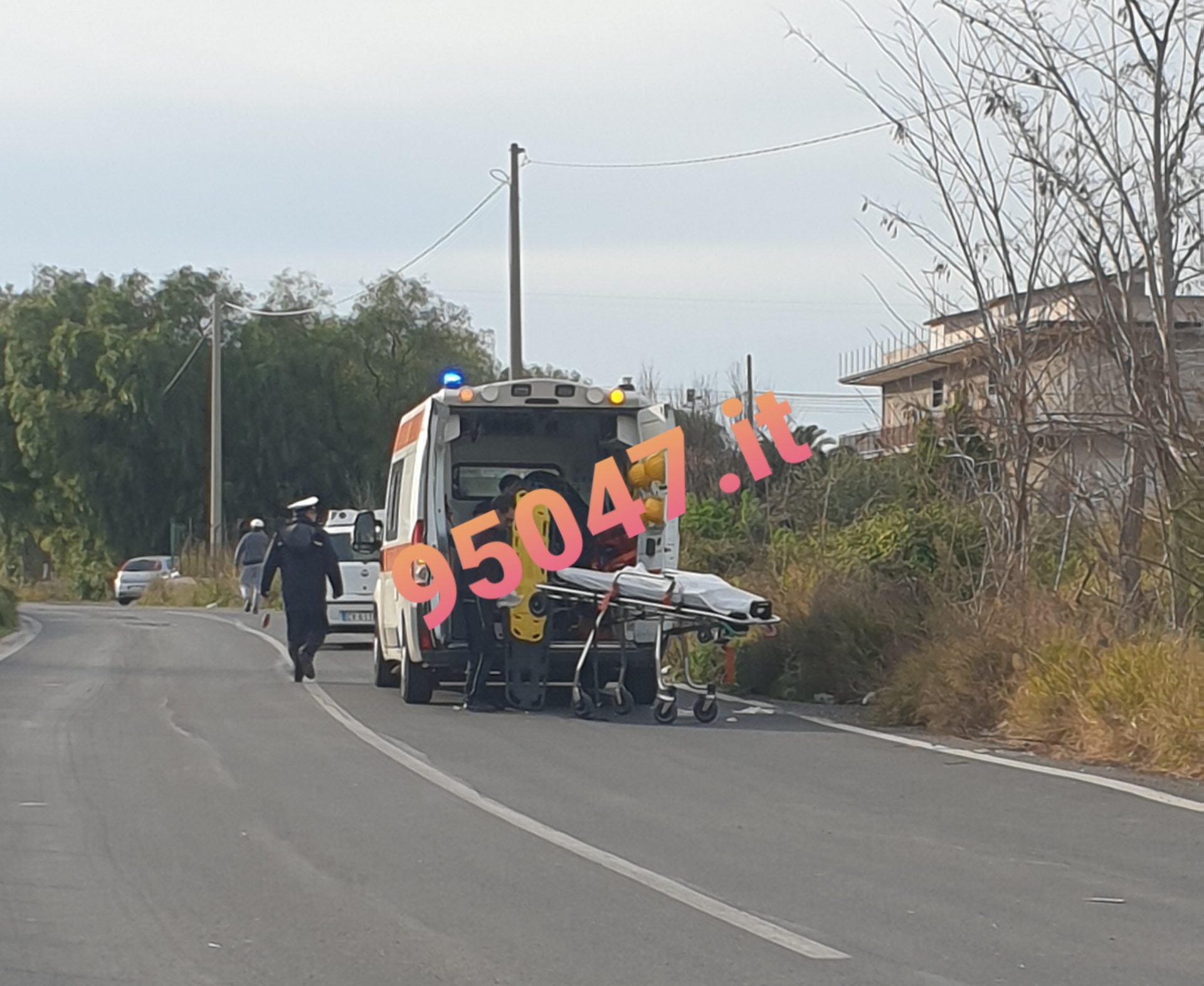 CADE DALLA BICI NEI PRESSI DEL PONTE BARCA, 50ENNE TRASPORTATO IN OSPEDALE CON L’ELISOCCORSO