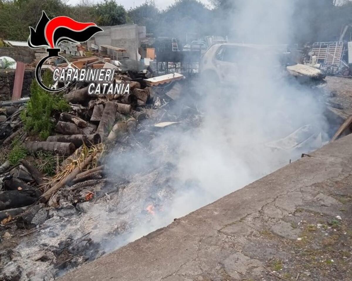 VALVERDE. SEQUESTRATA UNA DISCARICA ABUSIVA DI RIFIUTI - 