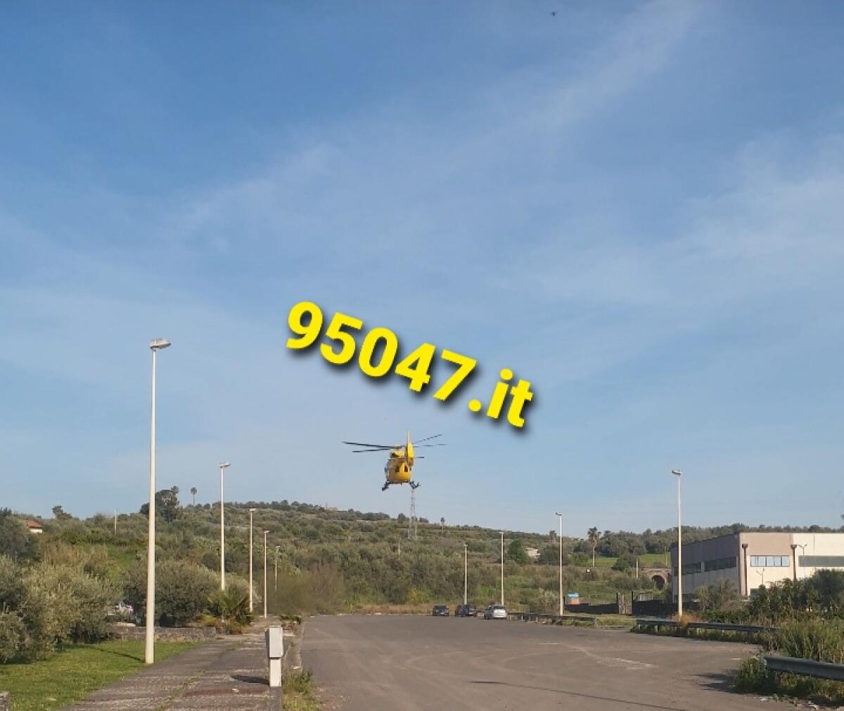 PATERNÒ: INCIDENTE SUL LAVORO IN CONTRADA TRE FONTANE, FERITO 30ENNE - 