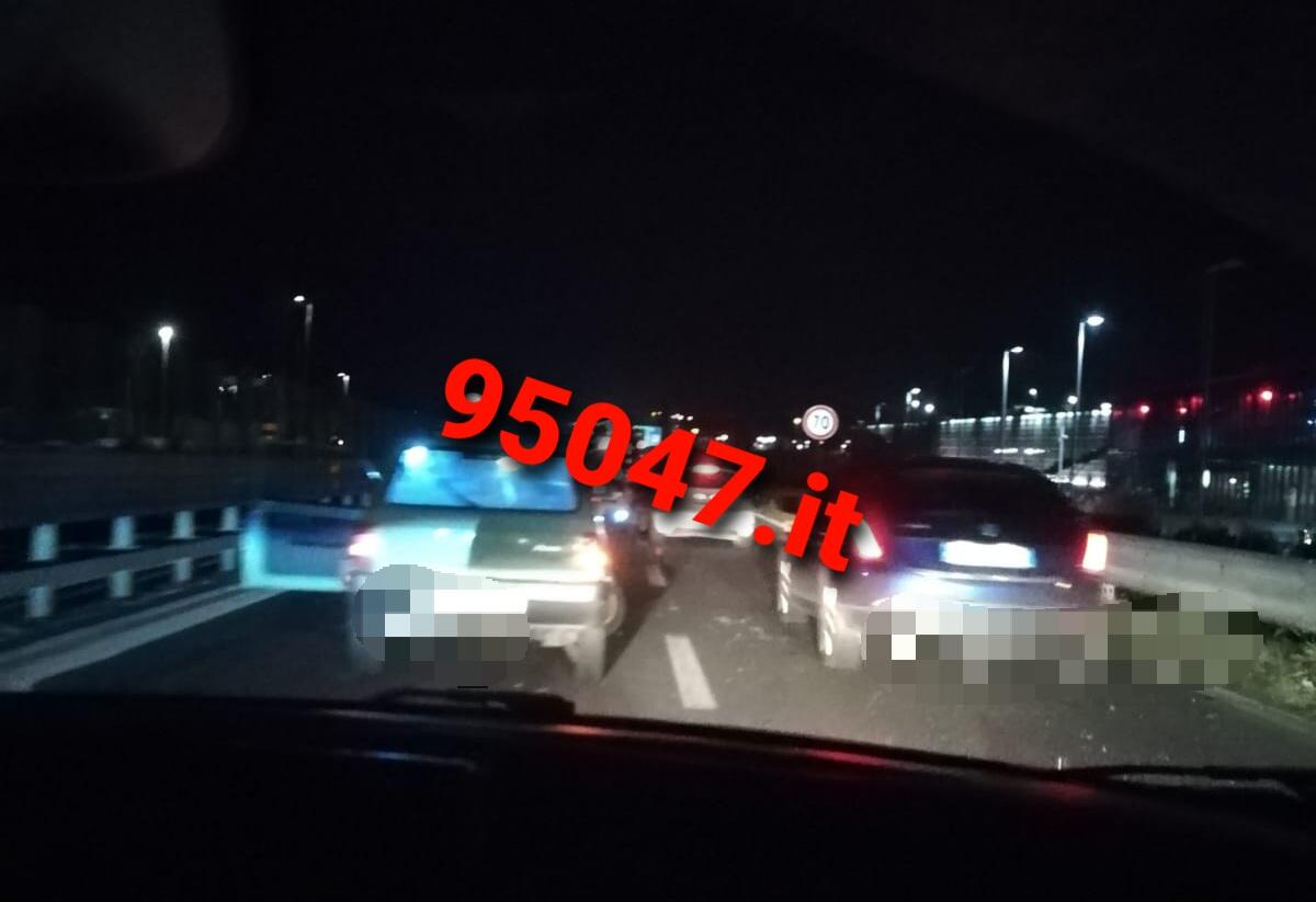 SCONTRO TRA DUE AUTOVETTURE SULLA SS121. - 