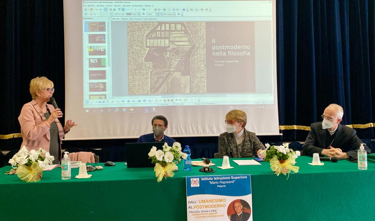 DIBATTITO CULTURALE CON IL VICEPRESIDENTE NAZIONALE DELLA CEI, ANTONINO RASPANTI, ALL'ISTITUTO MARIO RAPISARDI DI PATERNÒ - 