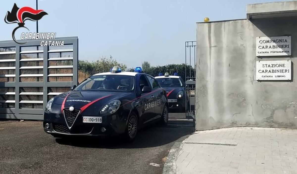 EVADE DAI DOMICILIARI PER ANDARE DA RANDAZZO A CATANIA, DENUNCIATO - 