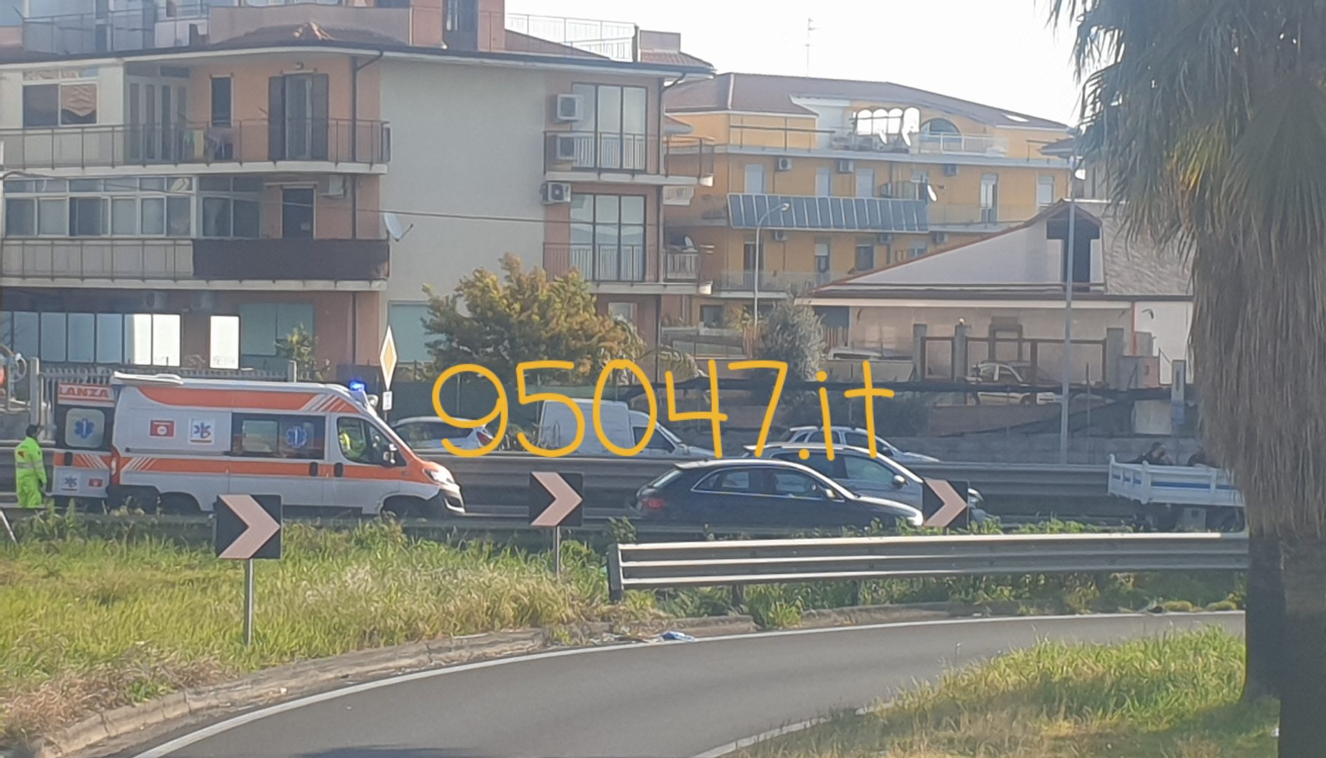 INCIDENTE SULLA SS121 NEI PRESSI DELLO SVINCOLO DI MOTTA SANT'ANASTASIA