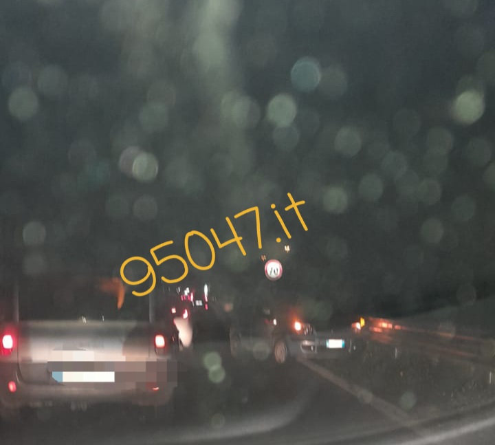 INCIDENTE SULLA SS121 IN DIREZIONE PATERNO'