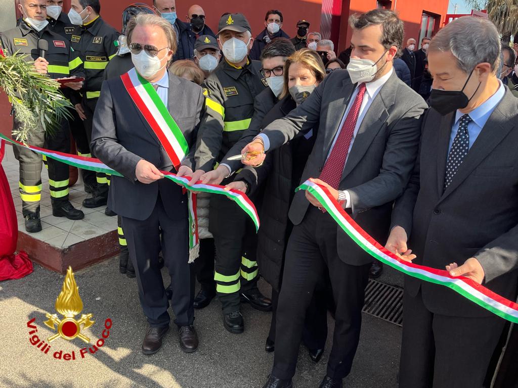 INAUGURATO IL DISTACCAMENTO DEI VIGILI DEL FUOCO DI PALAGONIA