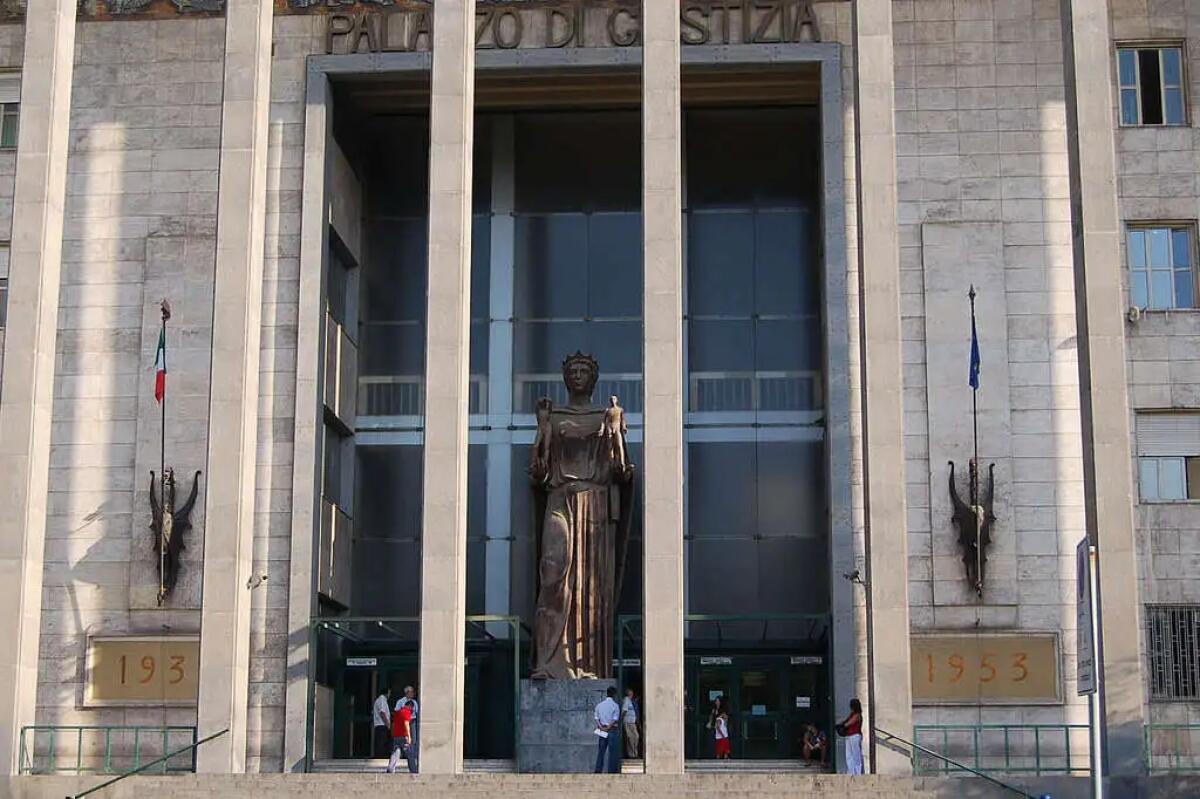 MAFIA, 10 ERGASTOLI NEL CLAN SANTAPAOLA PER VENTI OMICIDI - 