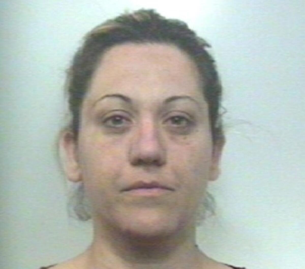 BELPASSO. DERUBAVA GLI ANZIANI SPACCIANDOSI PER ASSISTENTE SOCIALE - 