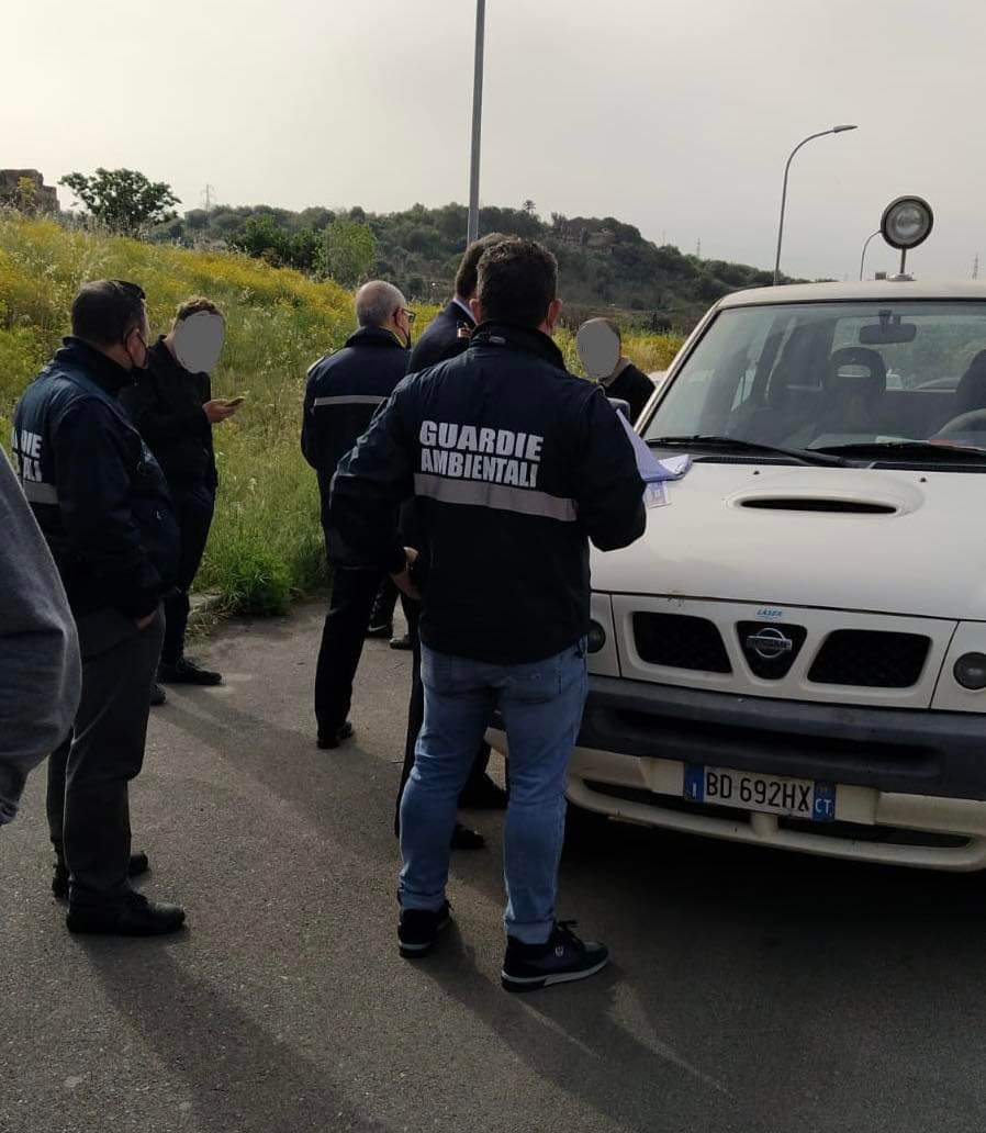 PATERNO': CONTROLLO DEL TERRITORIO, MULTE PER IL VOLANTINAGGIO SELVAGGIO