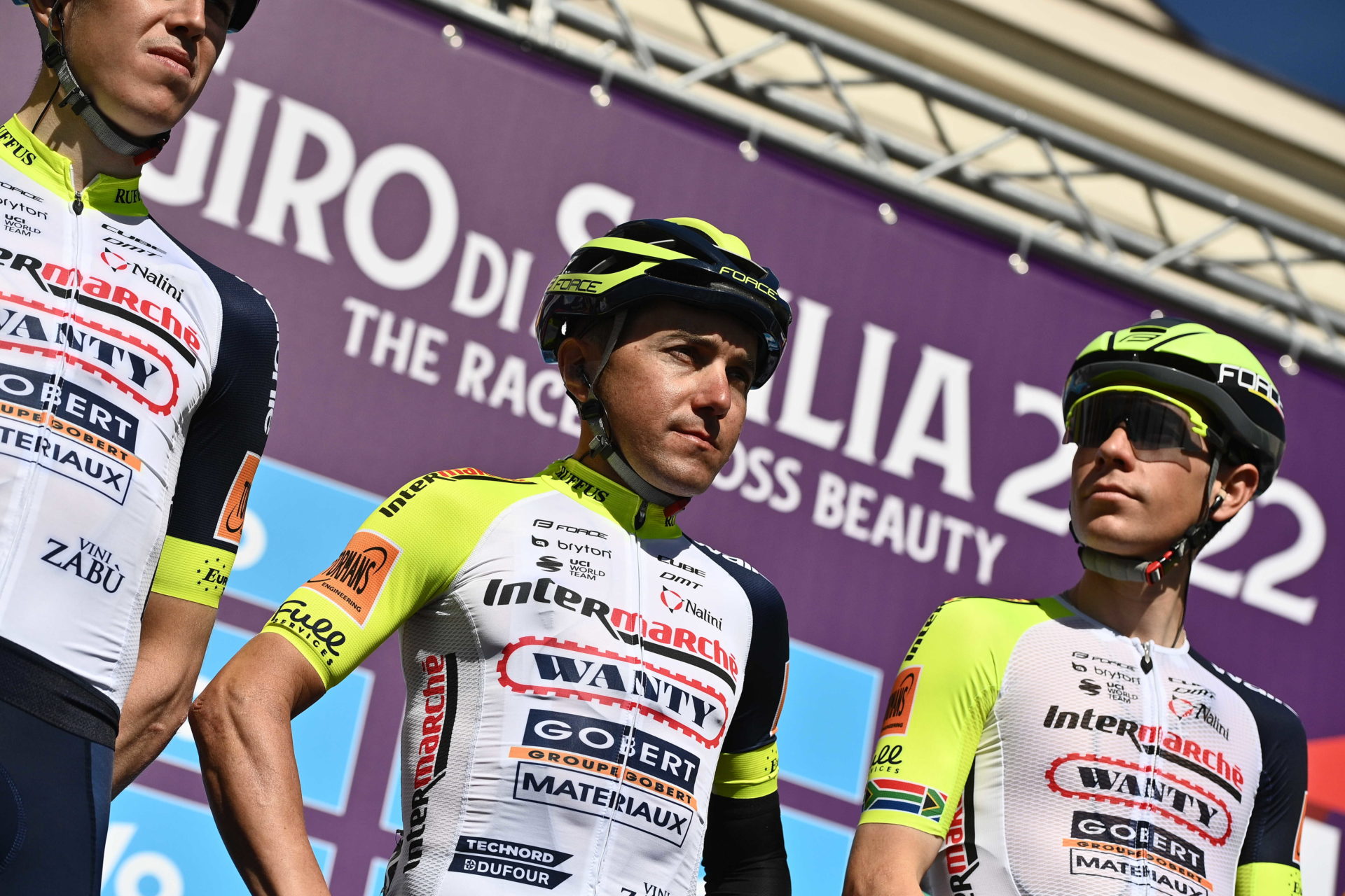 GIRO DI SICILIA 2022, MALUCELLI VINCE LA PRIMA TAPPA DA MILAZZO A BAGHERIA CON LA MAGLIA AZZURRA DELLA NAZIONALE