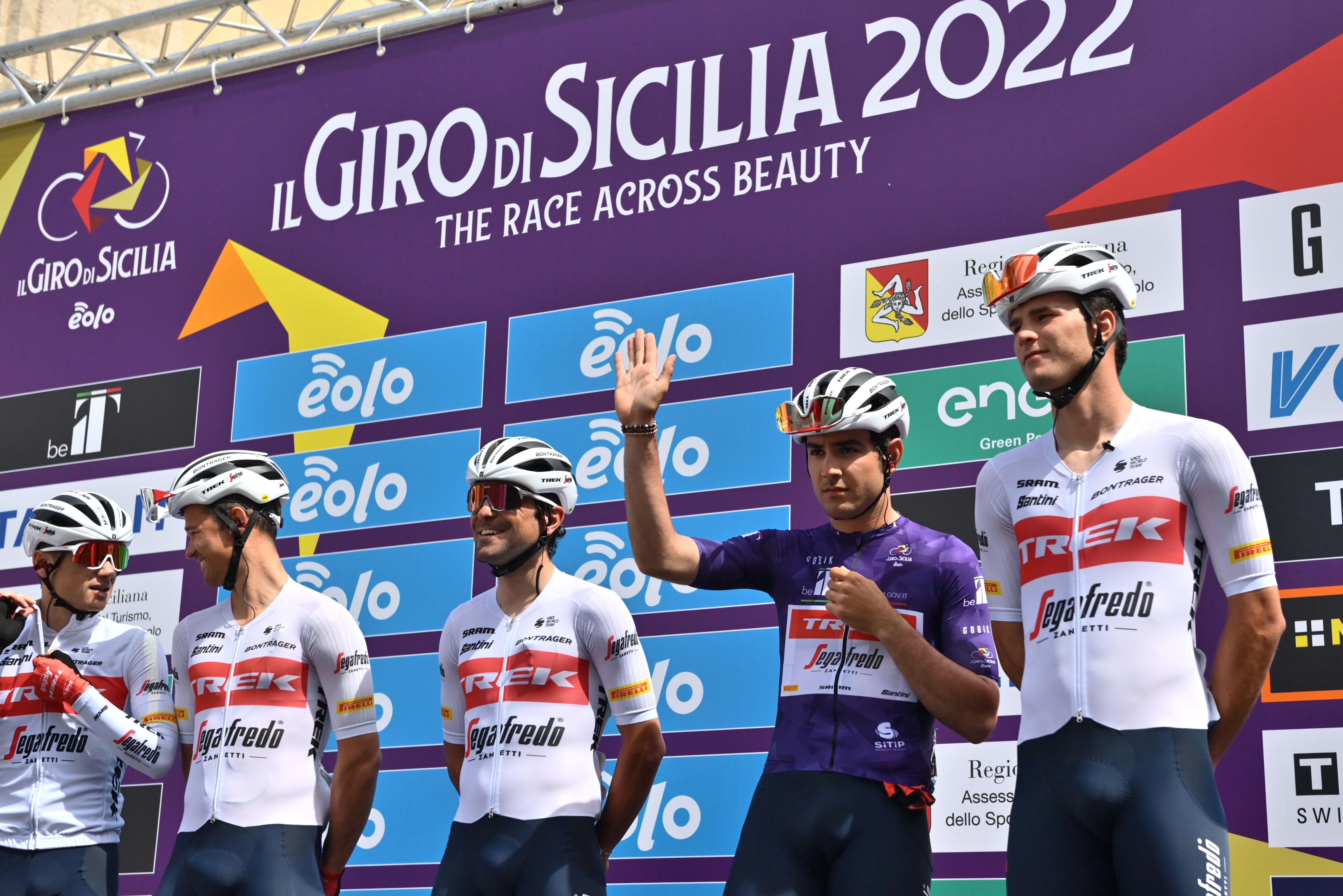DAMIANO CARUSO VINCE LA TAPPA 2 DE IL GIRO DI SICILIA ED È LA NUOVA MAGLIA GIALLO ROSSA DI LEADER DELLA CLASSIFICA GENERALE