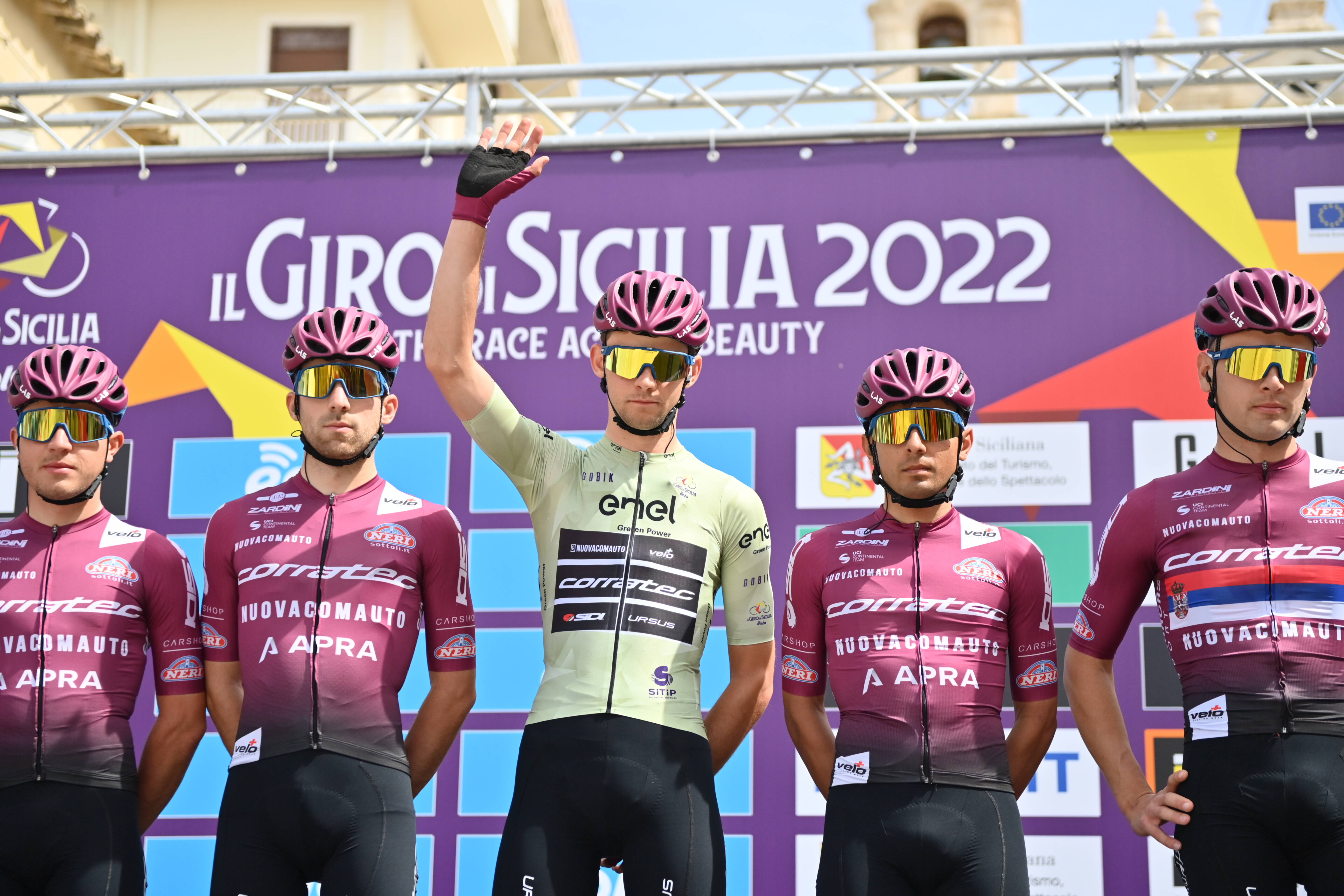 DAMIANO CARUSO VINCE LA TAPPA 2 DE IL GIRO DI SICILIA ED È LA NUOVA MAGLIA GIALLO ROSSA DI LEADER DELLA CLASSIFICA GENERALE