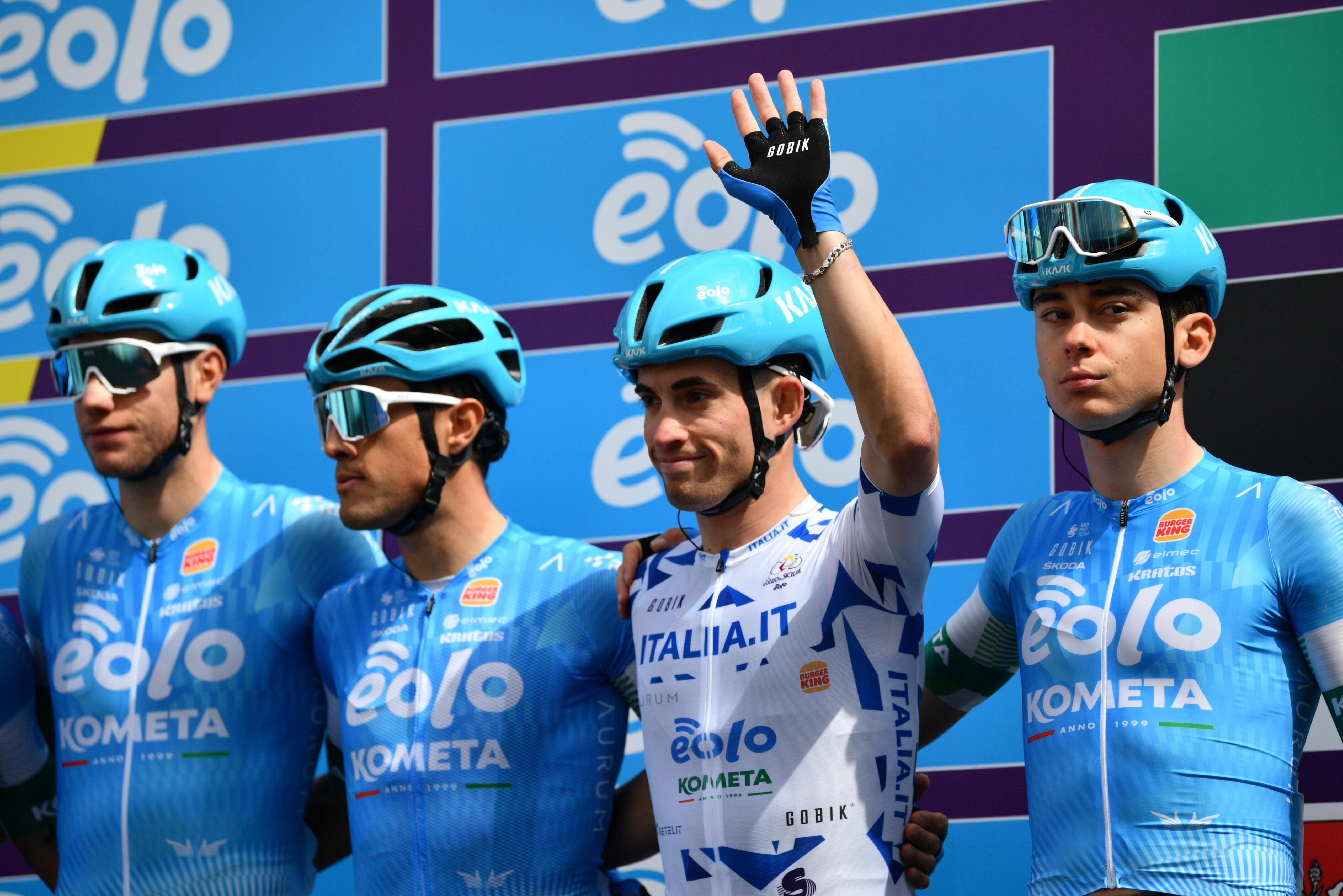 DAMIANO CARUSO VINCE LA TAPPA 2 DE IL GIRO DI SICILIA ED È LA NUOVA MAGLIA GIALLO ROSSA DI LEADER DELLA CLASSIFICA GENERALE