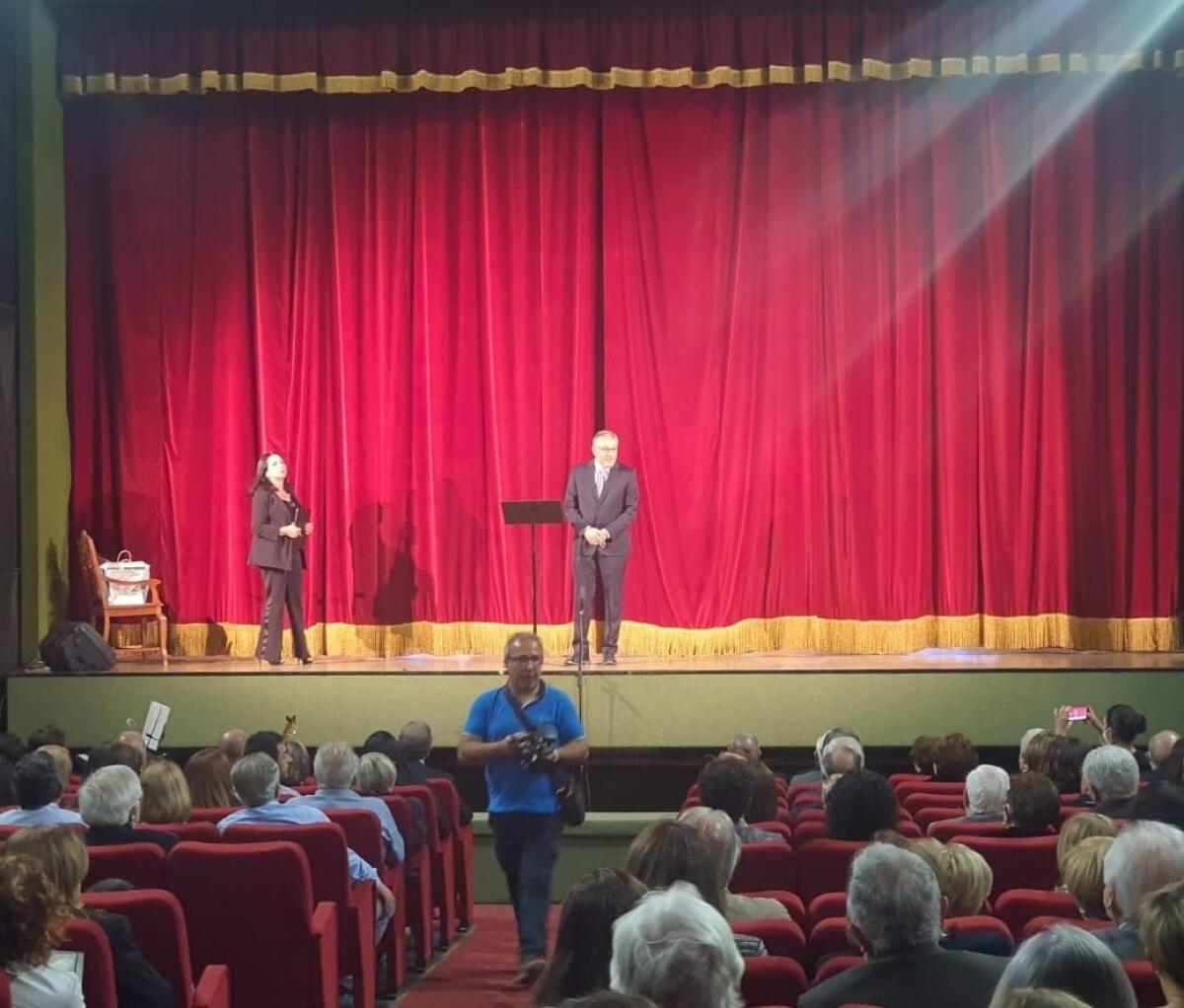 RIAPERTO IL TEATRO "N. MARTOGLIO" DI BELPASSO DOPO DUE ANNI DI STOP PER COVID E PER LAVORI - 