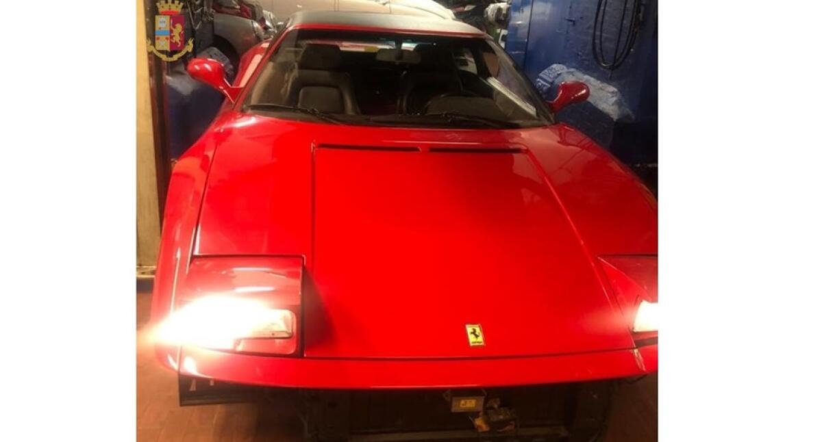 BOLOGNA. PRENDE IN LEASING UNA FERRARI E POI DENUNCIA IL FURTO. MA NON ERA VERO: LA TIENE PER 25 ANNI - 
