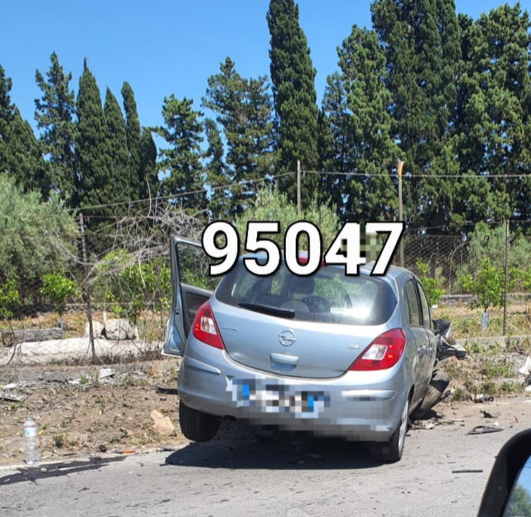 BELPASSO. VIOLENTO SCONTRO TRA DUE AUTO