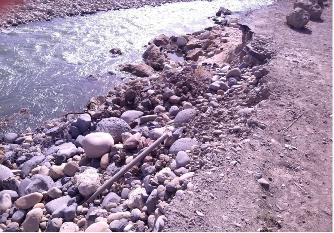 IL PRESIDIO DEL PATTO DI FIUME SIMETO  DENUNCIA LO STATO DI ABBANDONO DI UN TRATTO DELLA SP 228 E CHIEDE LA CONVOCAZIONE TEMPESTIVA DI UNA CONFERENZA DEI SERVIZI.