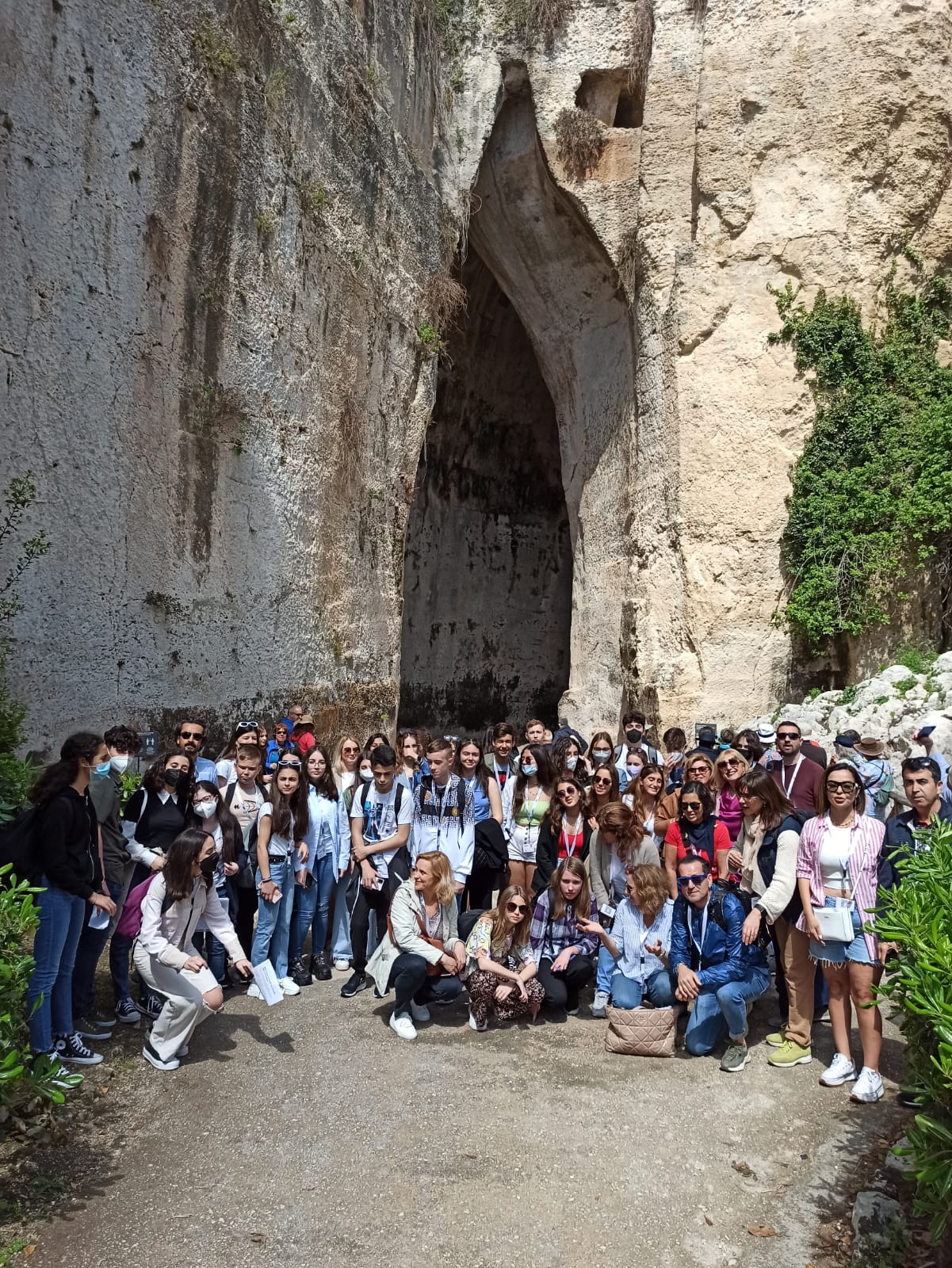 PATERNO'. DON  MILANI SEMPRE PIÙ  EUROPEA DIRETTO DAL PROF .CARMELO SANTAGATI