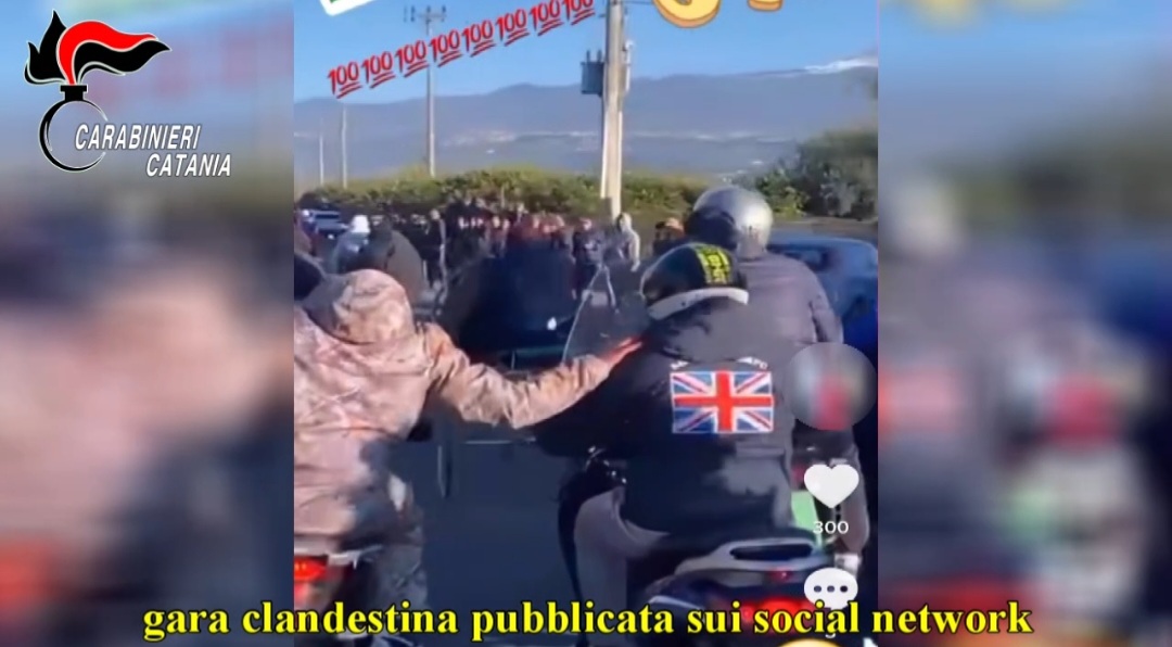 PATERNO’. 3 CAVALLI SOTTOPOSTI A SEQUESTRO, RINVENUTE UNA PISTOLA SEMI AUTOMATICA E MUNIZIONI: DENUNCIATO UN 31ENNE