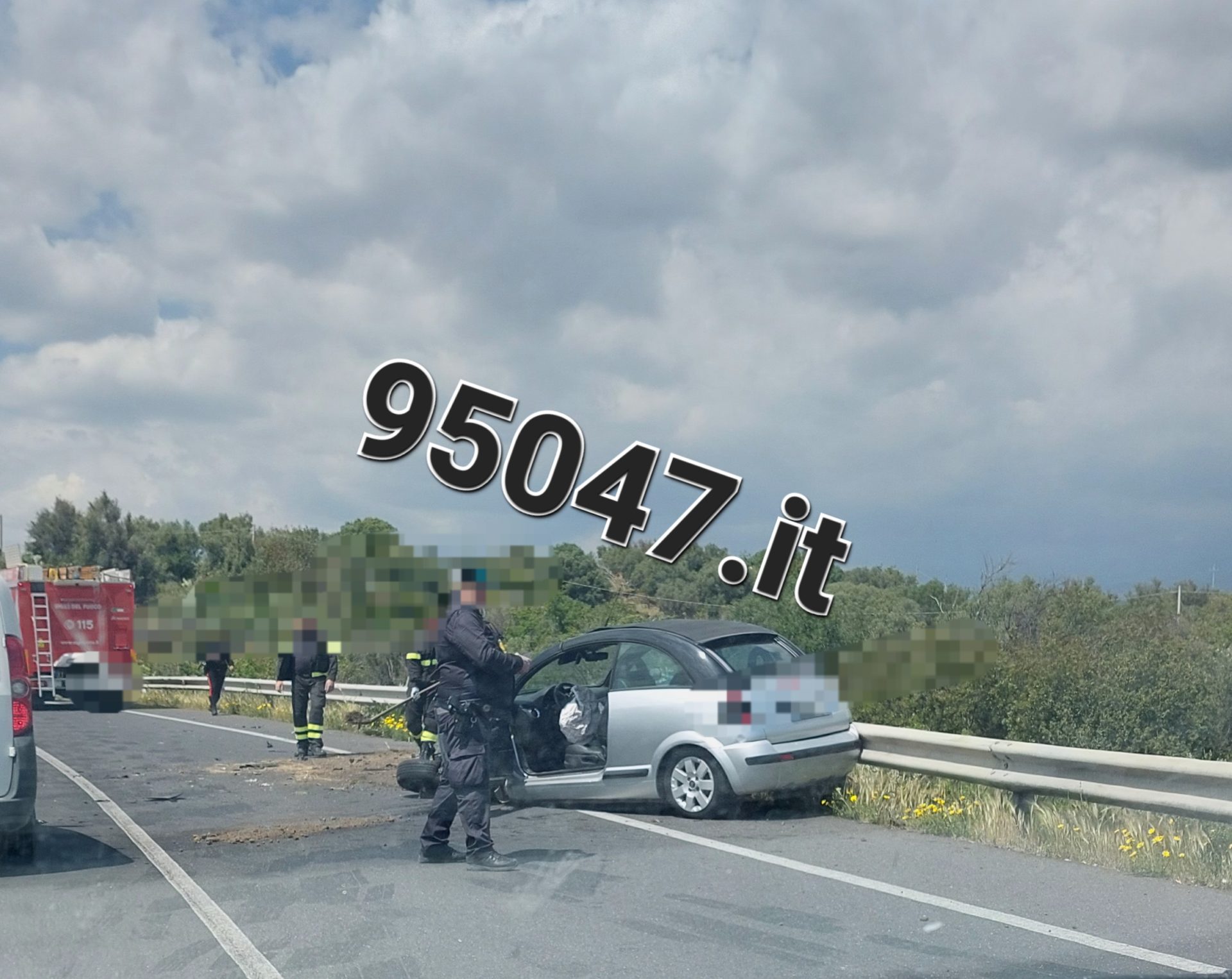 VIOLENTO SCONTRO TRA DUE AUTO SULLA SS284 A SCALILLI, FERITI