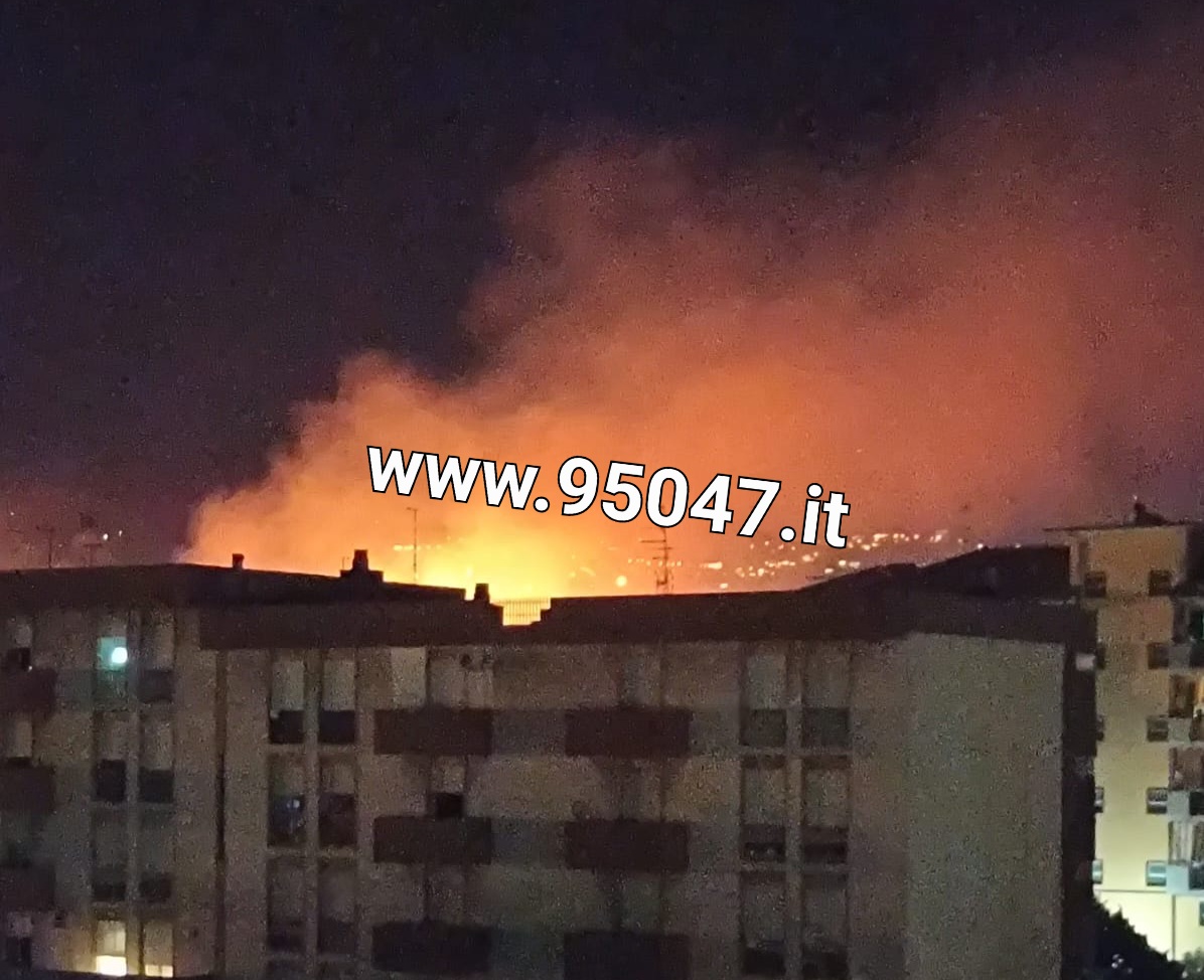 PATERNO': LE FIAMME HANNO RIPRESO A BRUCIARE STERPAGLIE