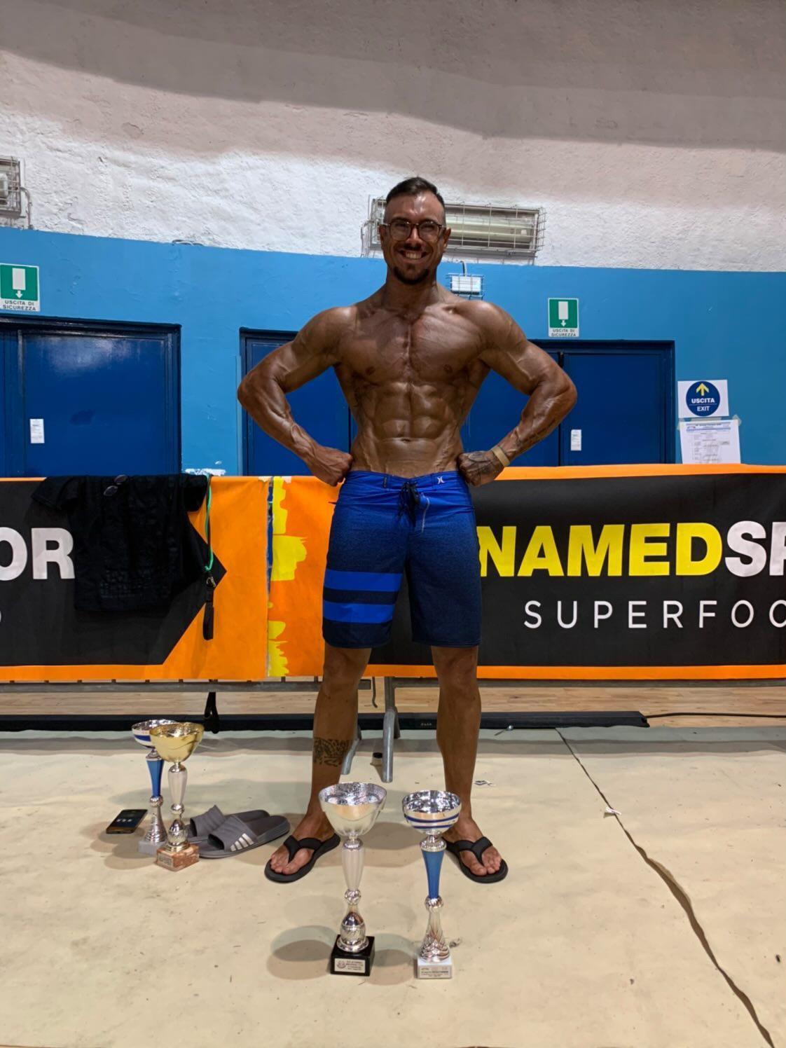 IL PATERNESE FABIO LONGO PROTAGONISTA AL  18º GRAN PRIX DI BODYBUILDING A TORINO.