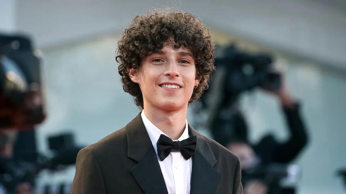 Chi è Filippo Scotti: biografia e carriera dell’attore di E’ stata la mano di Dio - 