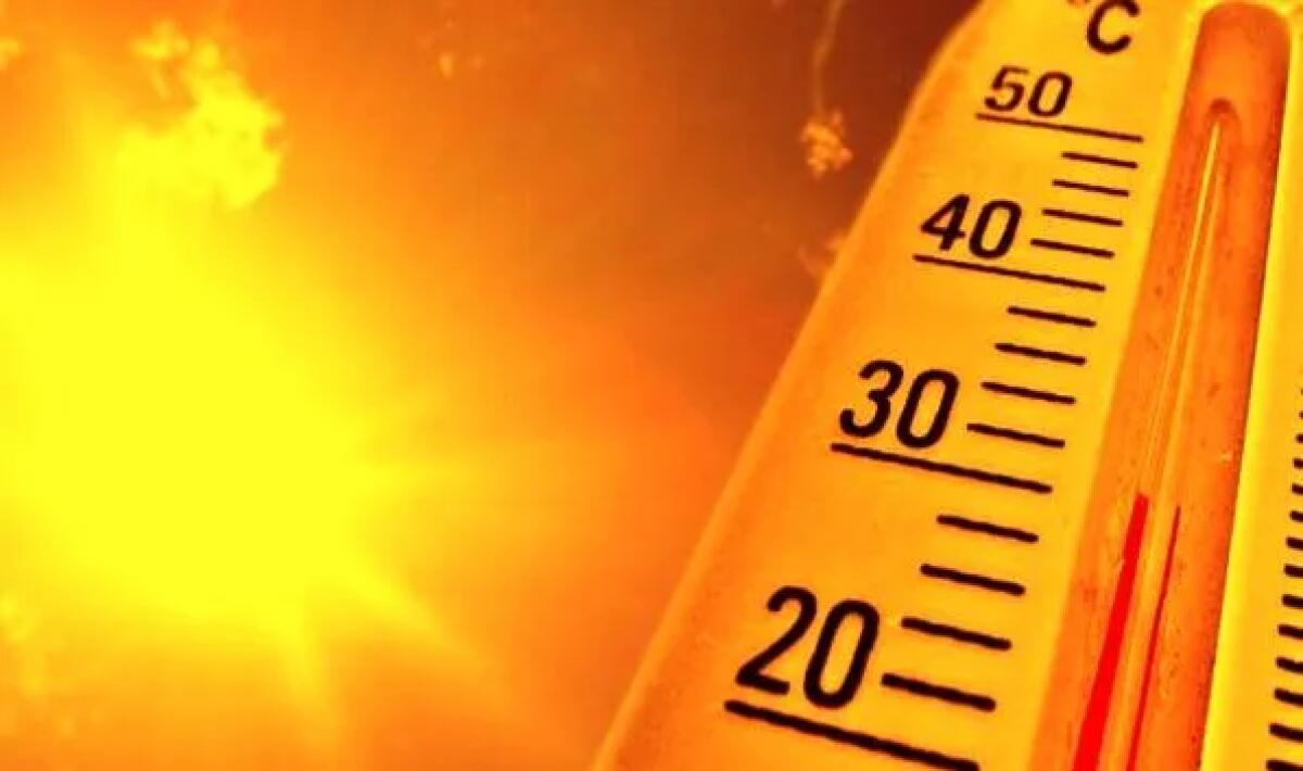 CALDO TORRIDO, OGGI ARANCIONE, DOMENICA 26 DA BOLLINO ROSSO PER CATANIA - 