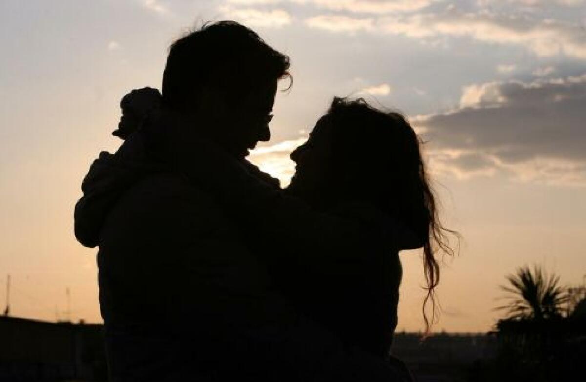 VATICANO: PROPORRE AI FIDANZATI LA CASTITÀ PREMATRIMONIALE - 