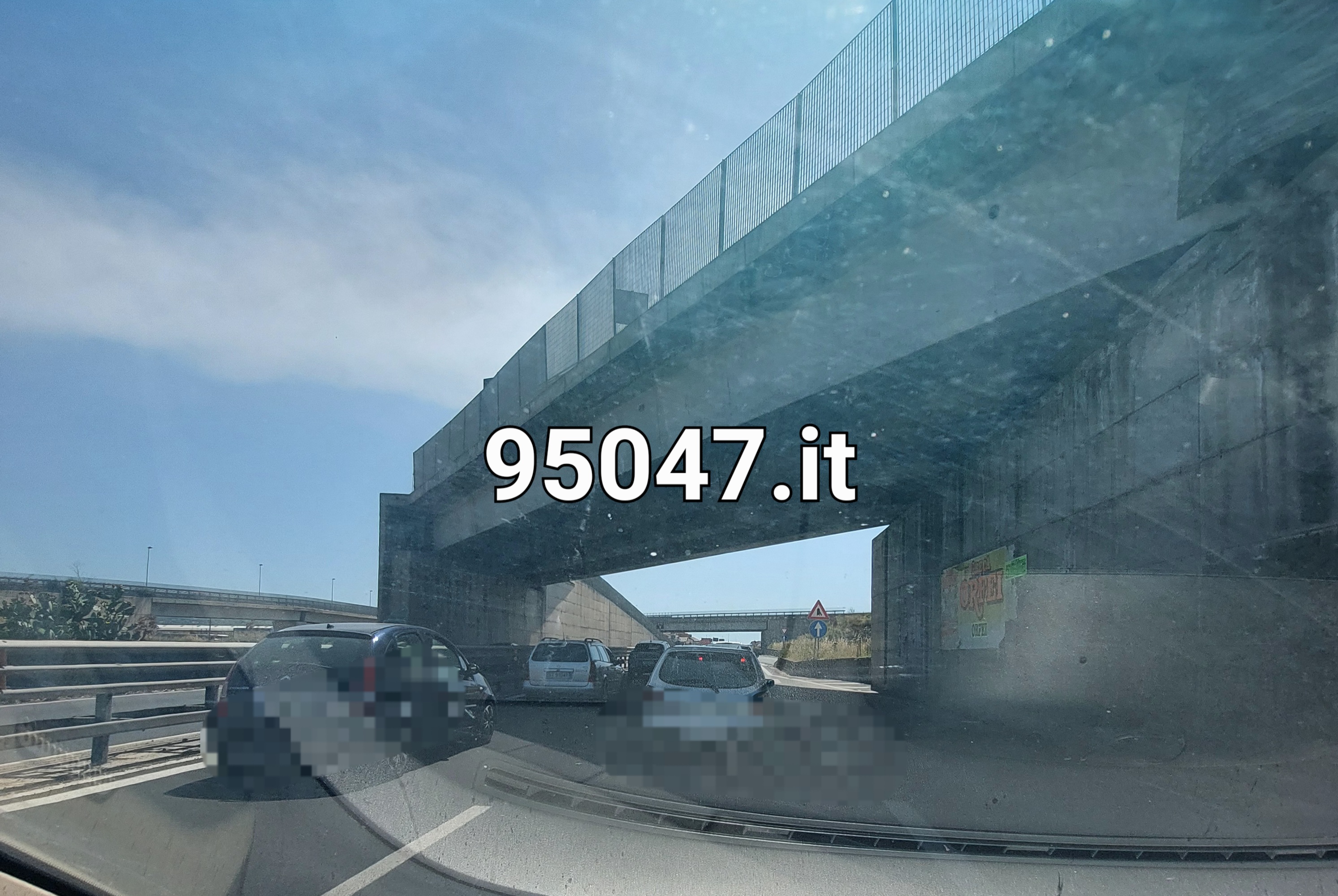 INCIDENTE SULLA SS121 A PIANO TAVOLA, CODE