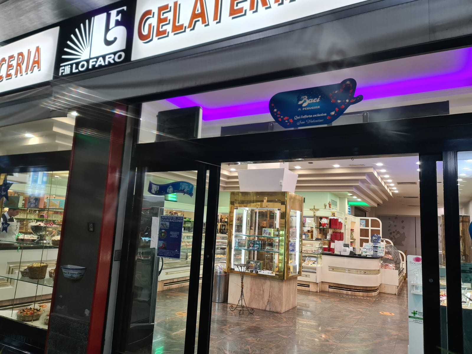 "CICCAmu di rispettare la nostra città",  la campagna di sensibilizzazione lanciata da Rosanna Lauria e Riccardo Perciato