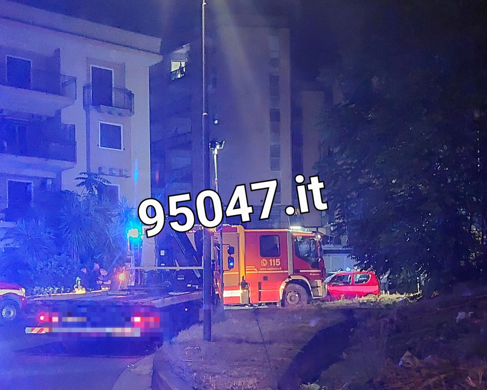 CINQUE FERITI IL BILANCIO DI DUE INCIDENTI AVVENUTI NELLA SERATA DI IERI A PATERNO' E BELPASSO -  LE FOTO