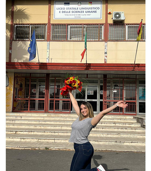 GIADA MIRIAM GIUNTALICEO LINGUISTICO "FRANCESCO DE SANCTIS" 5° Sez. DL