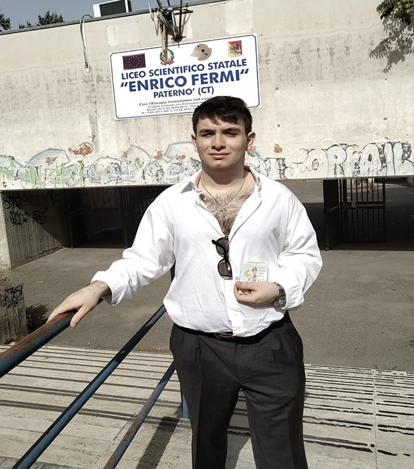 ANGELO LUCIO FICHERALICEO SCIENTIFICO "ENRICO FERMI" 5° Sez. B