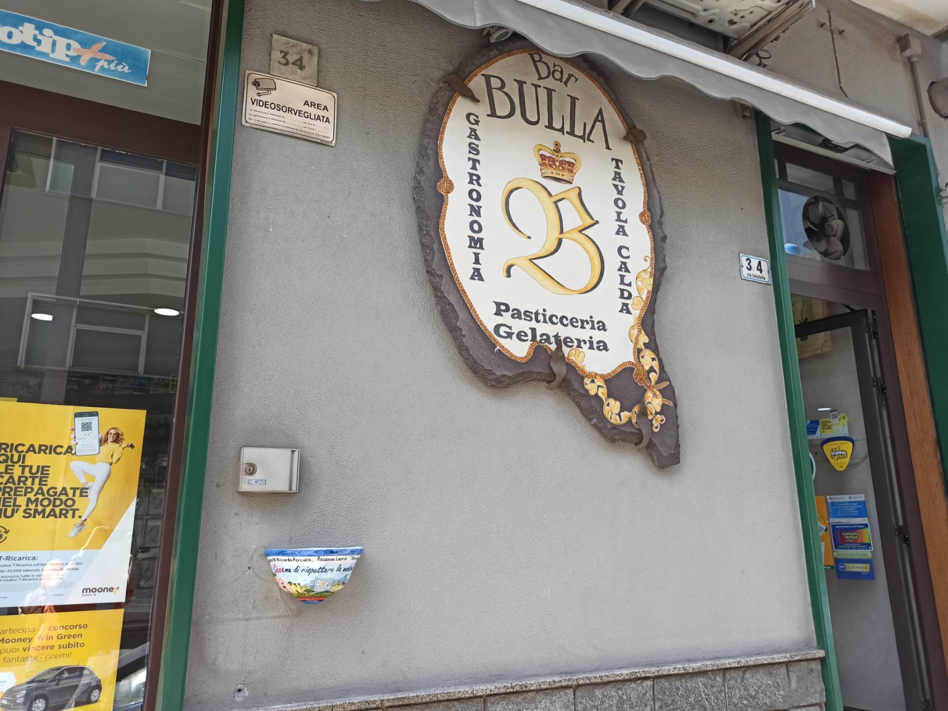 “CICCAmu di rispettare la nostra città”, campagna di sensibilizzazione lanciata da Rosanna Lauria e Riccardo Perciato