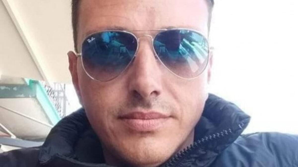 CATANIA PIANGE ALESSANDRO MORTO SUL LAVORO A 37 ANNI, INDAGATO IL TITOLARE DELL'AZIENDA - 