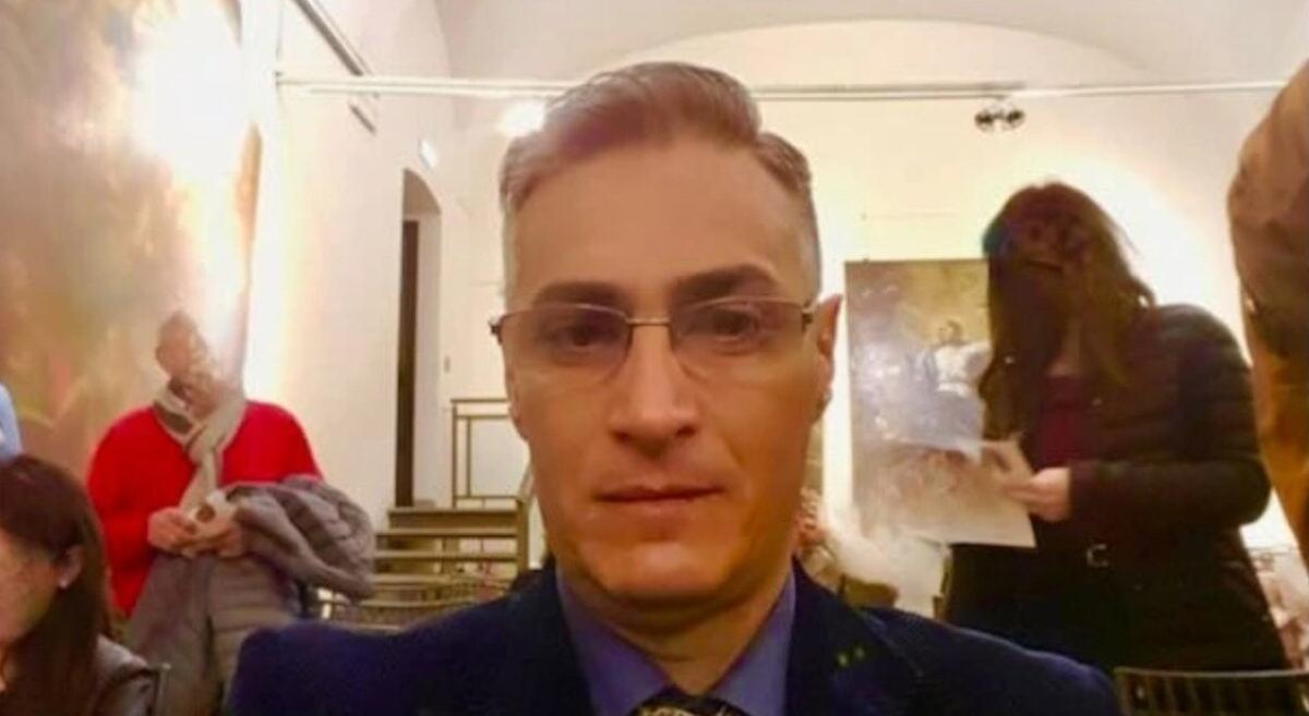 CATANIA. L'INFERMIERE ACCUSATO DI DUE OMICIDI NON RISPONDE AL GIP, CHIESTA LA RIESUMAZIONE DI ALTRI CADAVERI - 