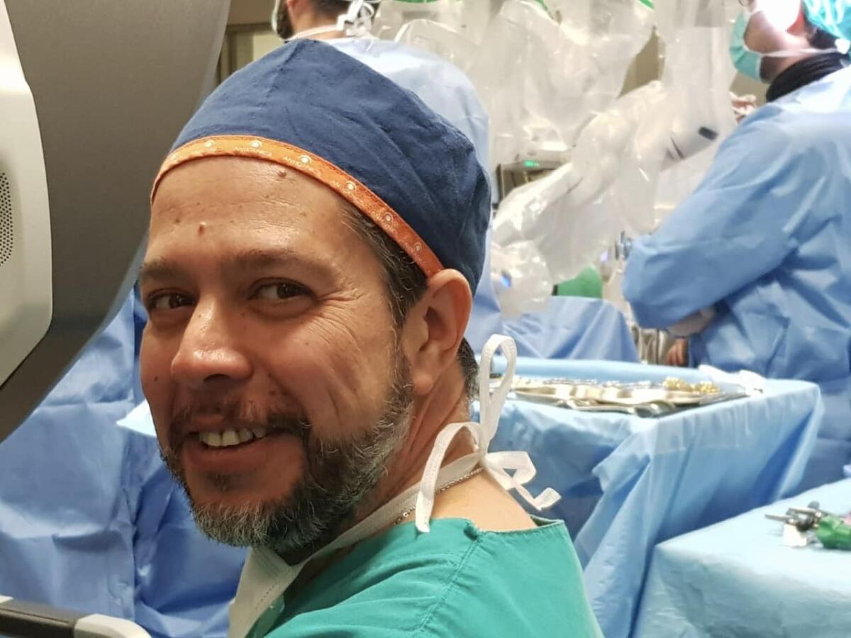 VESCICA RICOSTRUITA SENZA “TAGLIO” AL GARIBALDI DI CATANIA - 