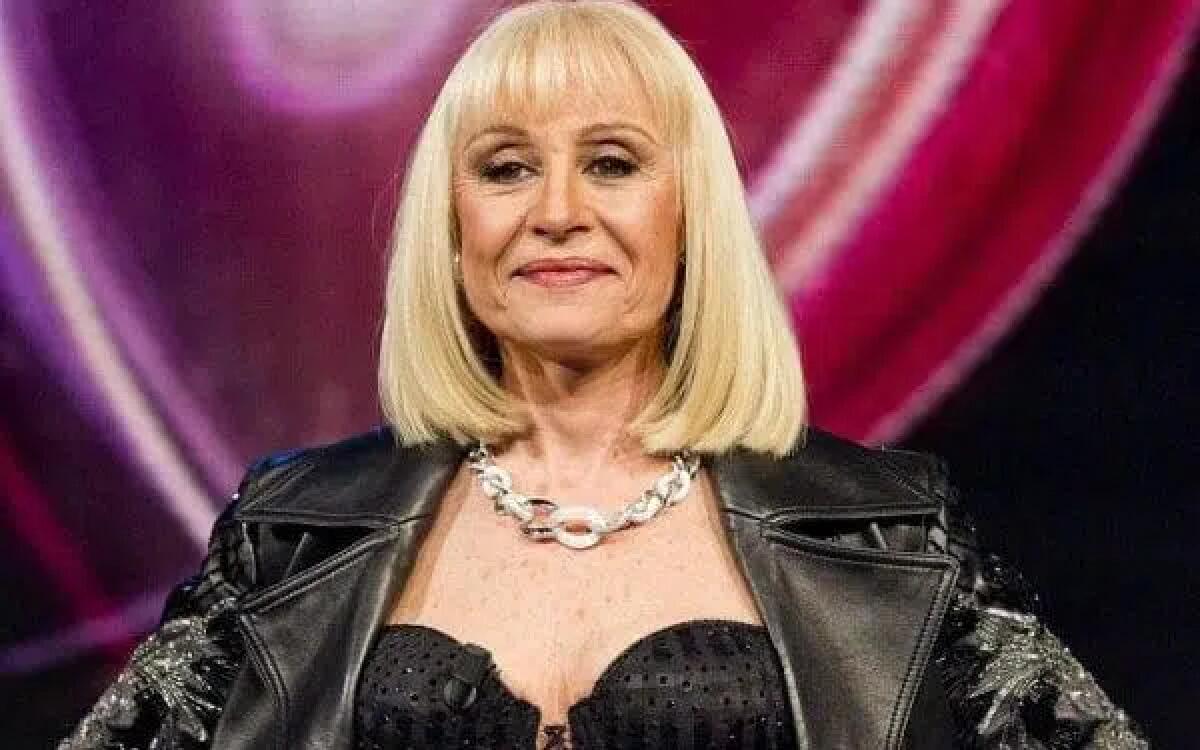 UN ANNO SENZA RAFFAELLA CARRÀ. LA TV LE RENDE OMAGGIO CON UNA PROGRAMMAZIONE SPECIALE - 