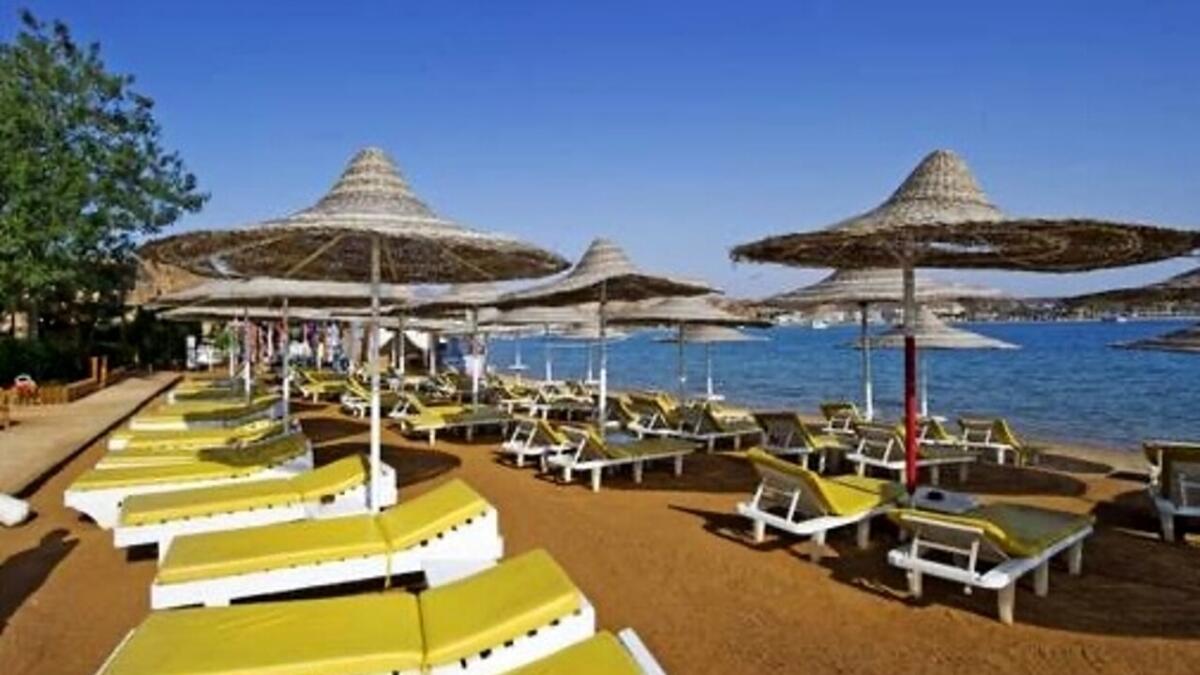 BIMBO PALERMITANO  DI SEI ANNI MUORE A SHARM EL SHEIK PER INTOSSICAZIONE ALIMENTARE, GRAVISSIMO IL PADRE - 