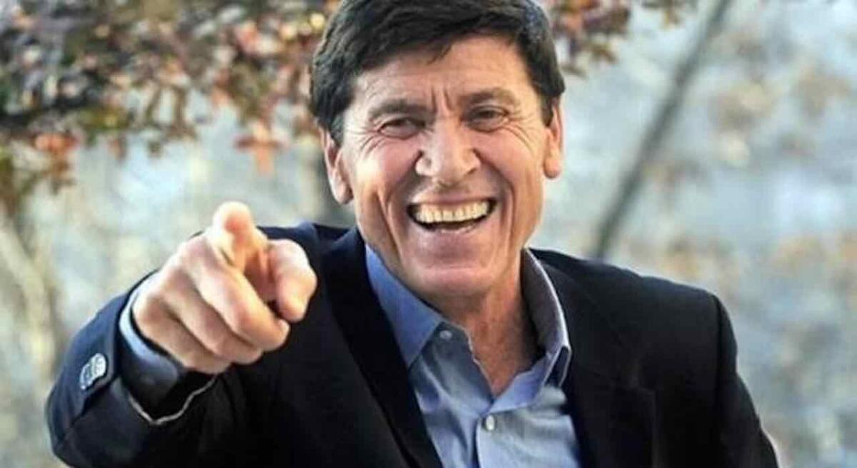 GIANNI MORANDI CO CONDUTTORE DEL FESTIVAL DI SANREMO 2023. - 