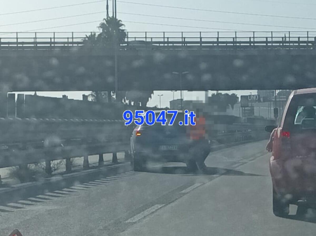 INCIDENTE SULLA SS121, LUNGHISSIME CODE IN DIREZIONE CATANIA - 