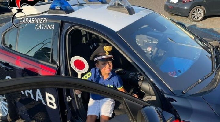 RIPOSTO: FESTA DI COMPLEANNO IN CASERMA PER IL PICCOLO JADER