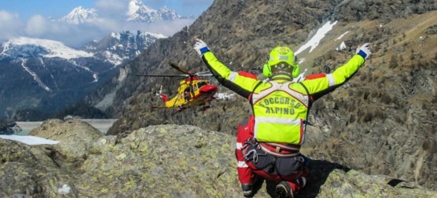 EFFETTO CALDO, UN ENORME BLOCCO DI GHIACCIO SI È STACCATO DALLA MARMOLADA. BILANCIO PROVVISORIO 5 MORTI E OLTRE 10 FERITI
