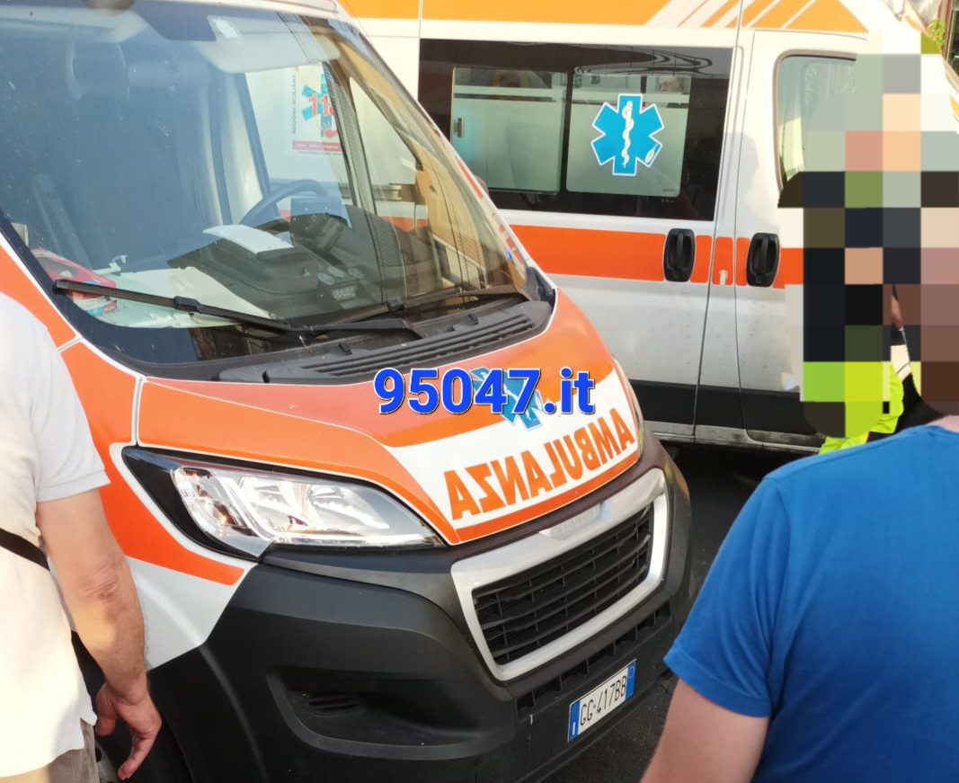 PATERNÒ: PEDONE INVESTITO AL CORSO ITALIA, TRASPORTATO IN ELISOCCORSO AL CANNIZZARO