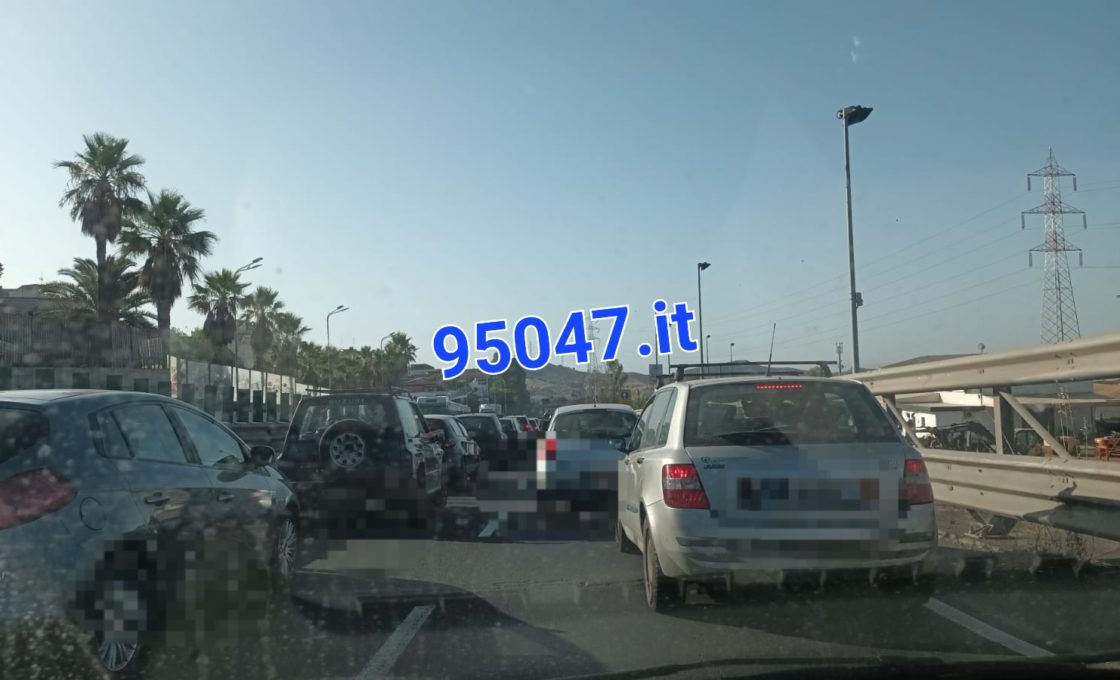 INCIDENTE SULLA SS121, LUNGHISSIME CODE IN DIREZIONE CATANIA
