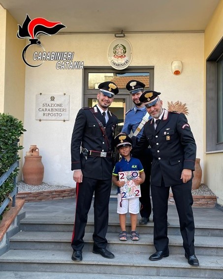 RIPOSTO: FESTA DI COMPLEANNO IN CASERMA PER IL PICCOLO JADER