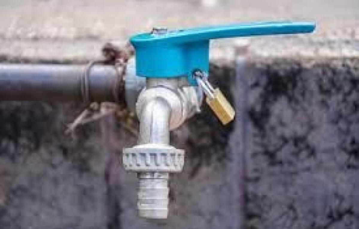 BELPASSO, ATTIVITÀ ALLACCIATA ABUSIVAMENTE ALLA RETE IDRICA DENUNCIATO ESERCENTE - 