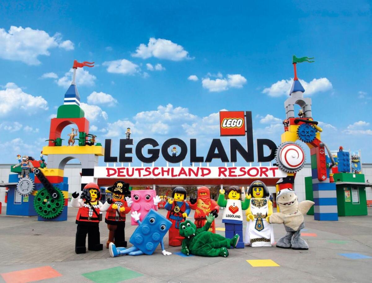 INCIDENTE A LEGOLAND IN GERMANIA, SCONTRO FRA TRENINI SULLE MONTAGNE RUSSE: 34 FERITI, 2 GRAVI - 
