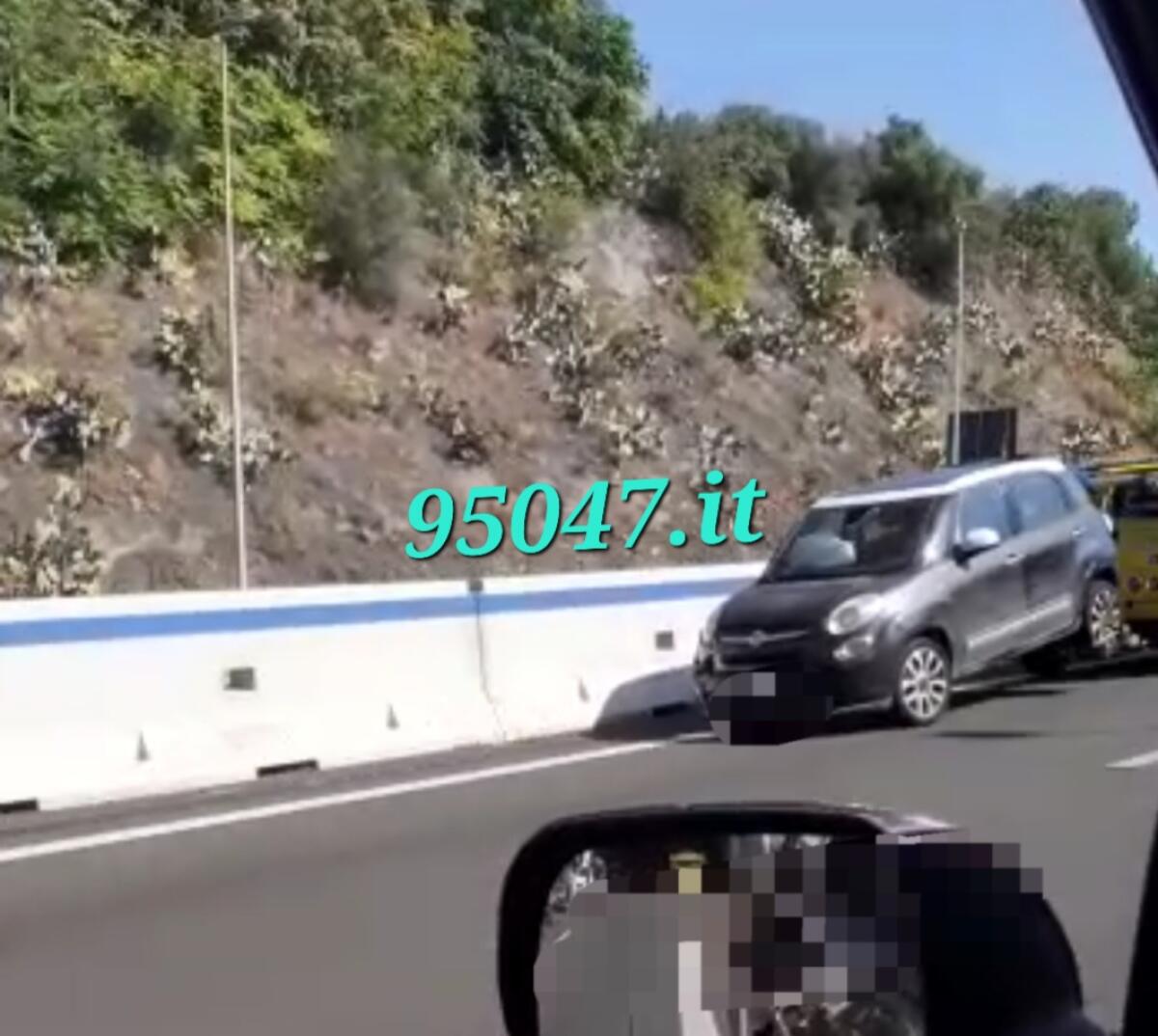 INCIDENTE SULLA TANGENZIALE DI CATANIA, TRAFFICO CONGESTIONATO IN DIREZIONE MESSINA - 